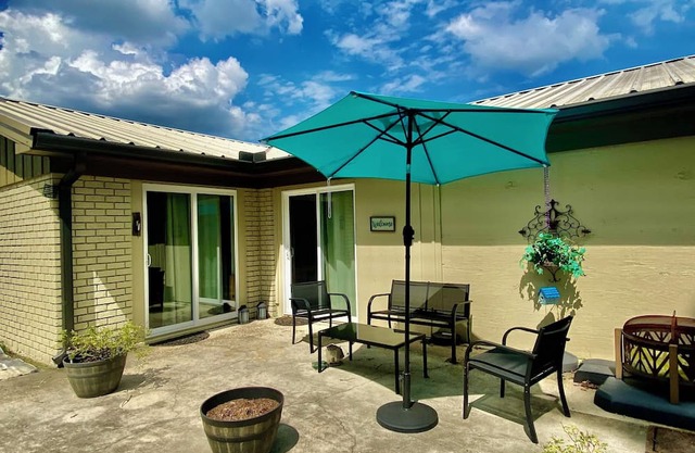 Spacious one level brick home. Only minutes to Historical downtown New Iberia.