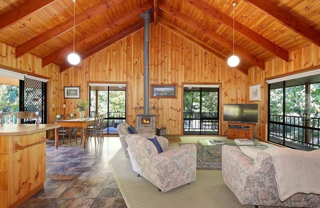 Jamieson River Retreat - Sleeps 4