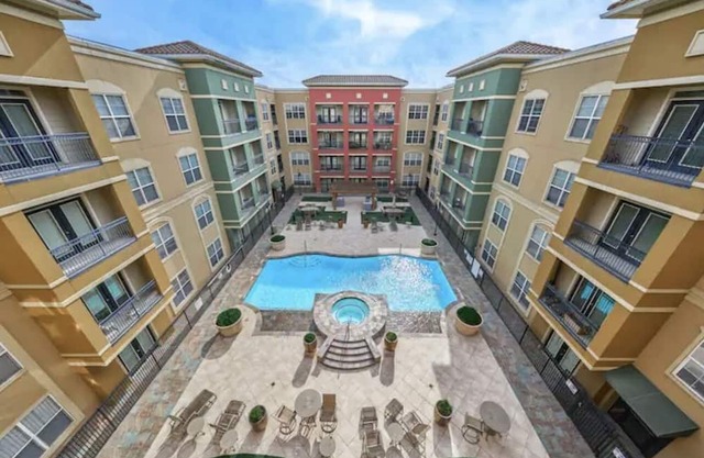 2BR Blue Oasis Sleeps 5 near Texas Medical Center/NRG