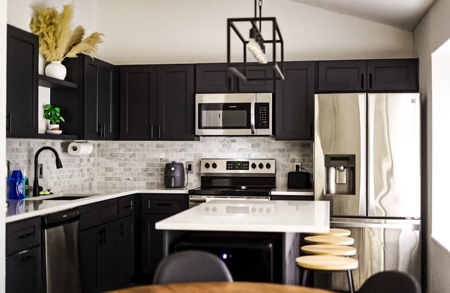 Minutes to Kalahari + Dell Diamond! This house is sure to bring entertainment!