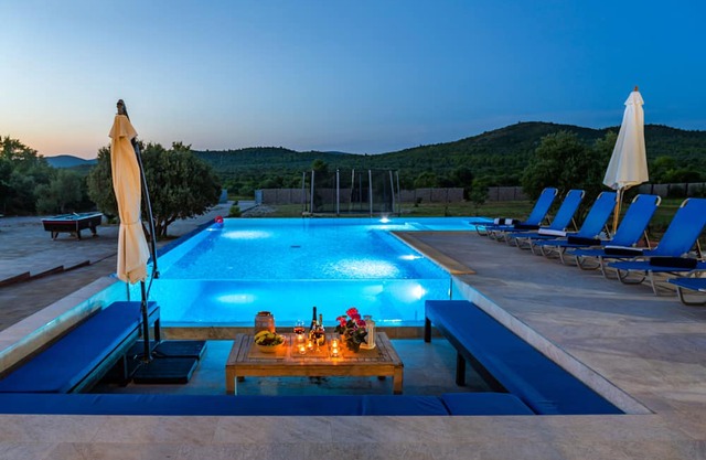 Gorgeous 5-bedroom villa in Tisno with SPA, WiFi, AC