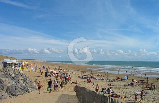 Villa Longeville-sur-Mer, 3 bedrooms, 8 persons