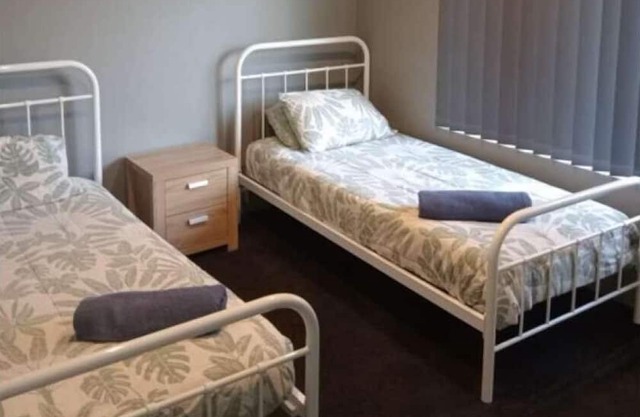 4BR Family Home Close to Beach with Free WiFi