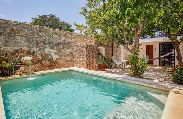 Historical House w 10 min walk from center