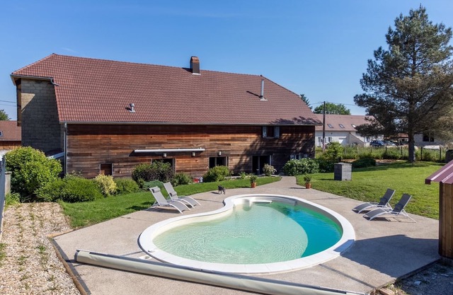 Chez Feldus" estate