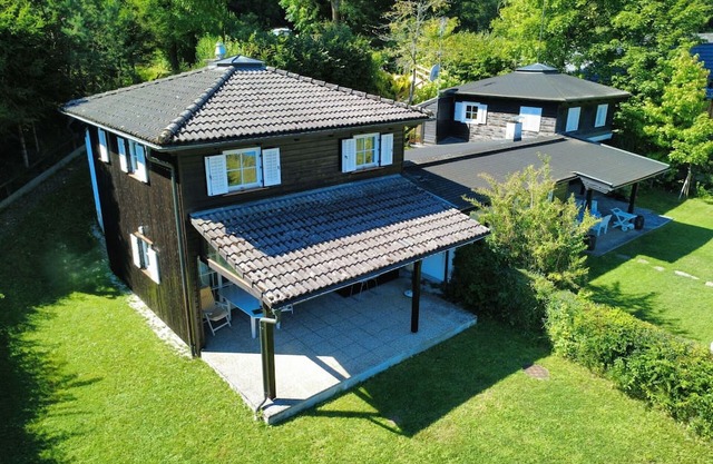 Beautiful private villa for 5 guests with WIFI, TV and terrace