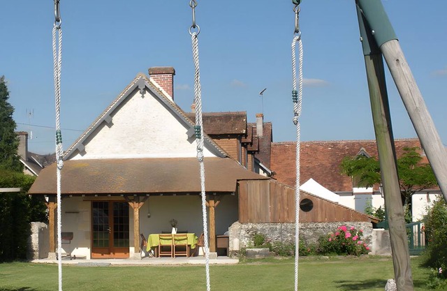 Holiday Home 'Gîte Des Aulneaux' with Private Terrace, Private Garden and Wi-Fi