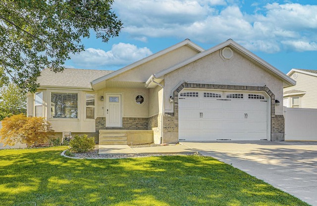 Family Home w/Fenced Yard Between Provo & SLC!