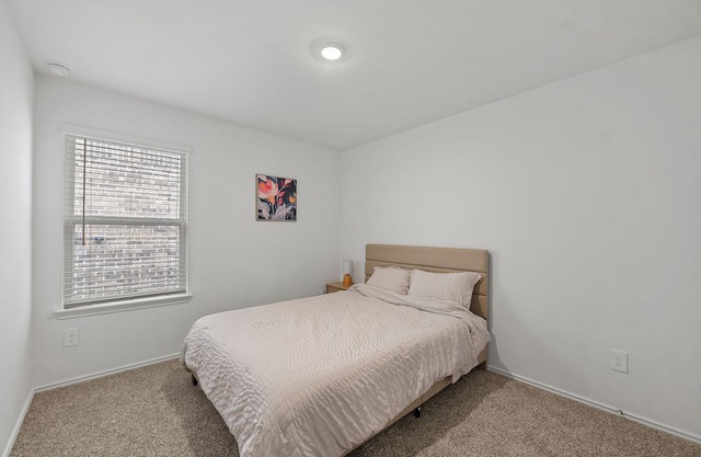 Fully furnished with utilities, 3 bedrooms close to IAH airport, pets welcome!