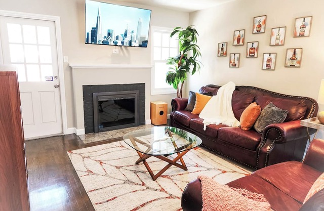 Silicon Valley Escape|Stylish 2BR Near Santana Row