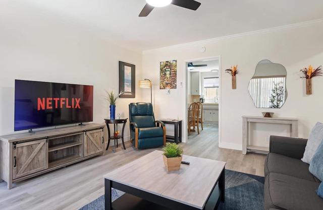Chic Urban Condo in Downtown Long Beach
