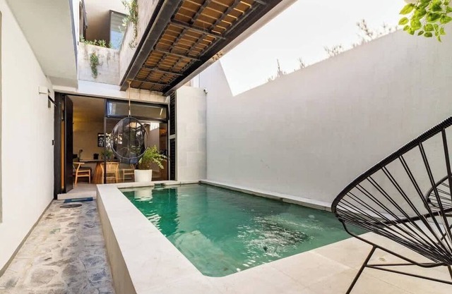 Two beautiful rooms with pool
