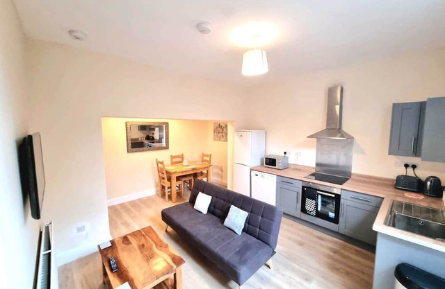 Apartment in the centre of Worcester with free parking