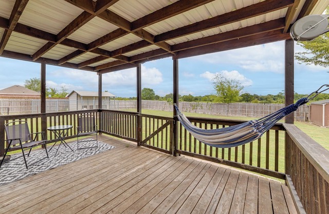 10 Mi to Lake Tawakoni: Family Wills Point Getaway