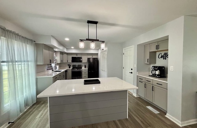 Newly Renovated 3 bedrooms, 2 bathroom home. Fenced in back yard.