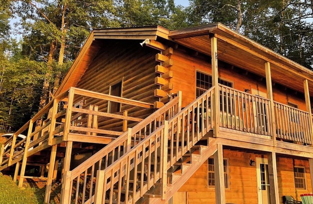 Quaint 2-bedroom cabin in Augusta