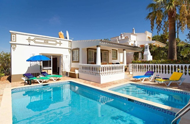 Oliveira - Two Bedroom Villa, Sleeps 4