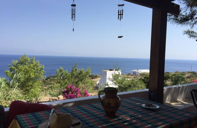 The dammuso of the pines, ancient Pantelleria dammuso
