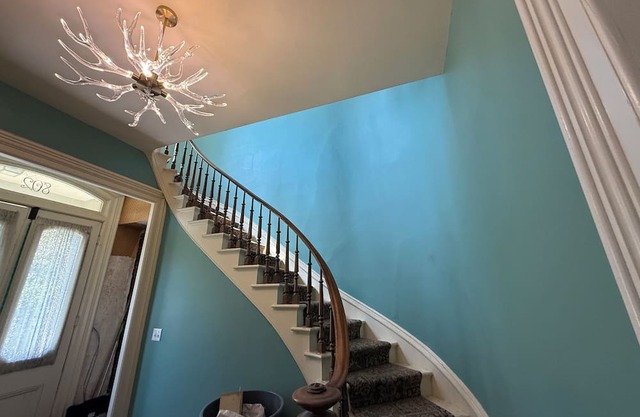 Gorgeous renovated historic 2-bedroom apartment in Kalamazoo