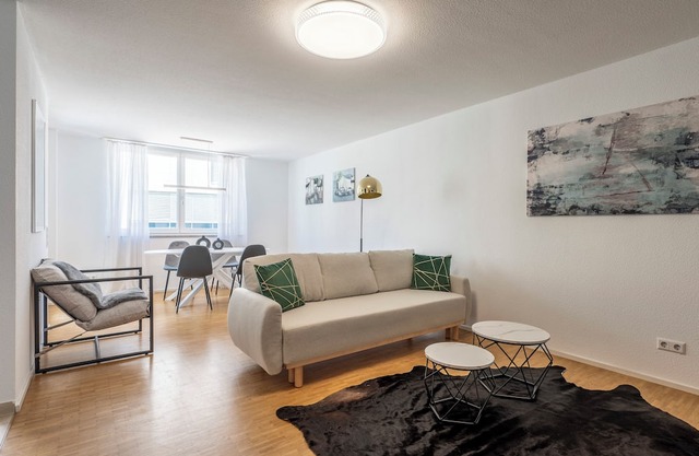 EXQUIS 3 Room Design Flat LOUIS I Parking I Balcony I Centre I Family-friendly