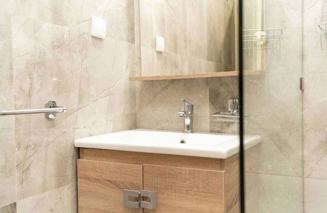 Luxurious Central apartment with a bathtub