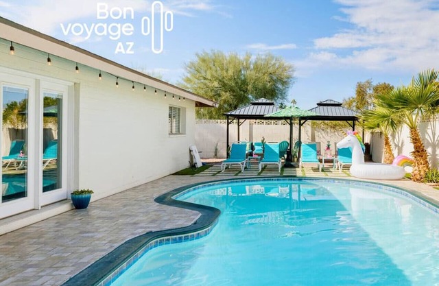 Old Town Scottsdale with Heated Pool/HotTub