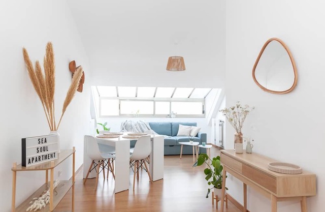 Sea soul apartment, cozy and bright oasis by the sea