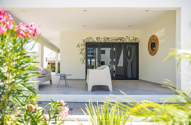 Casa Bon Bida Mambo Beach