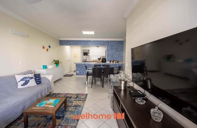 Apartamento na Riviera com piscina a 200m da praia