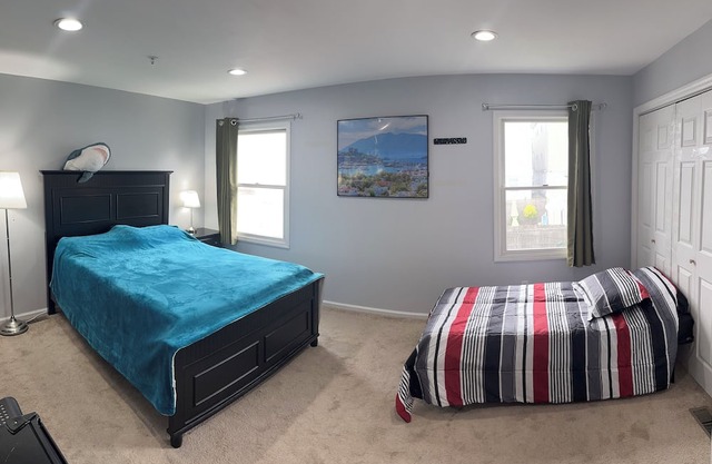 Large room with private bathroom inside