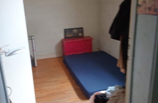 1 room in a shared apartment