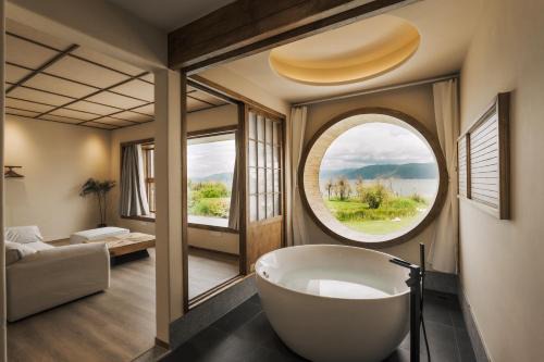 Finding a Coffee B&B with Free Time