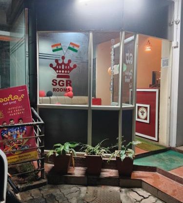 Samrat Grand Rooms