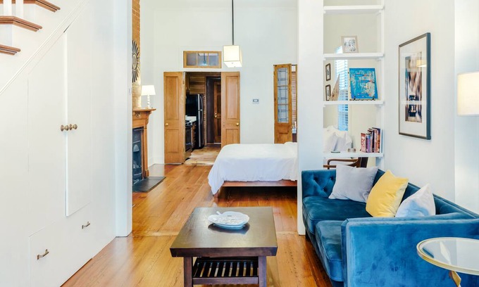 East Riverside Apartment | Creole Cottage Apartment with Historic Charm