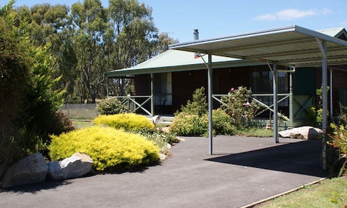 Moorooduc Cabin | Mornington Farmstay
