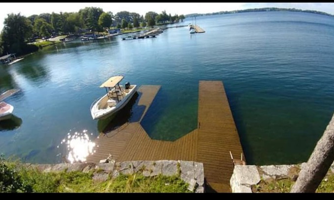 Clayton Cabin | Shady Shores Cottage Rental