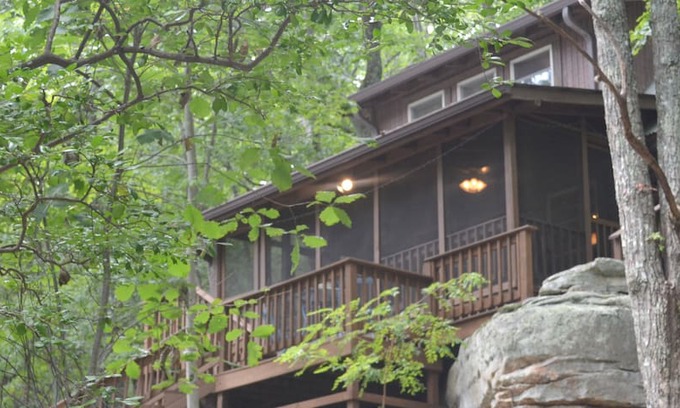 Mentone Cabin | TreeTops—Mentone cabin in the boulders