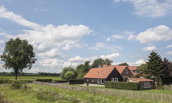 Veghel Bed & Breakfast | B&B Bed in Brabant Veghel-Uden