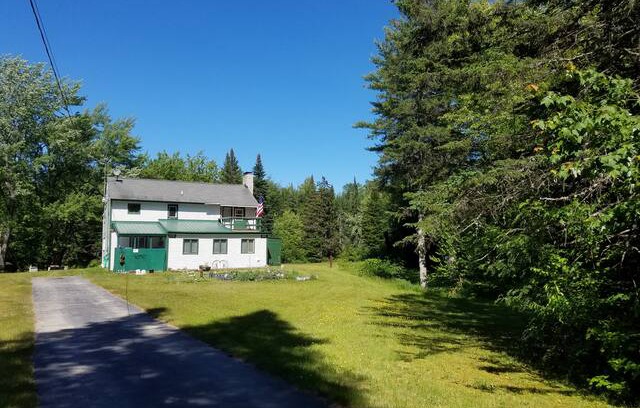 Stark House | The 10 Acre Shack, No Neighbors in God's country!