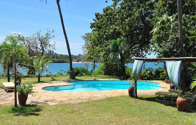 Shanzu Villa | Idyllic beach front house Mombasa