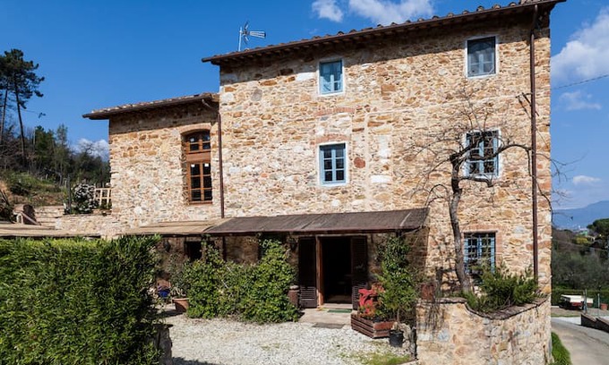 San Lorenzo a Vaccoli Villa | Villa Checco rustic charm near Lucca with pool