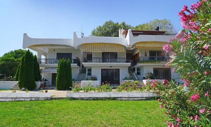 Lefkippos Apartment | Villa Vasiliki (first floor)