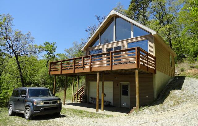 Garfield Cabin | WINDING TRAILS CABIN -Secluded Beaver Lake Cabin