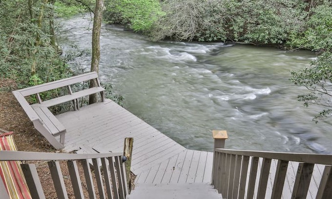Ellijay Cabin | Cool River Dreams | Ellijay, GA