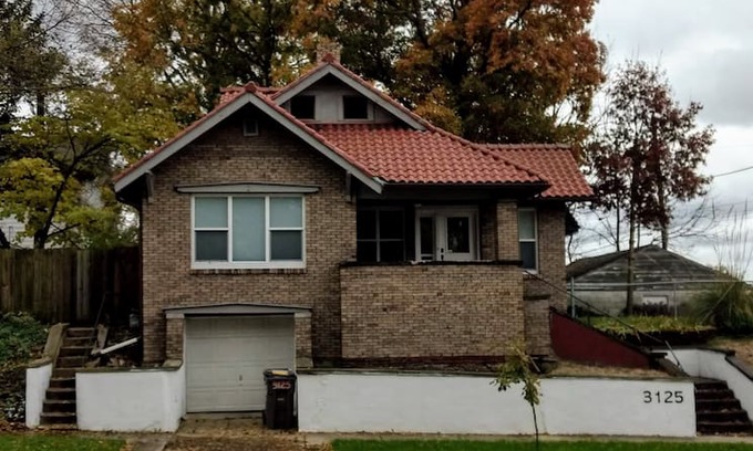 Near Eastside House | Brookside Parkway Near Eastside Indianapolis