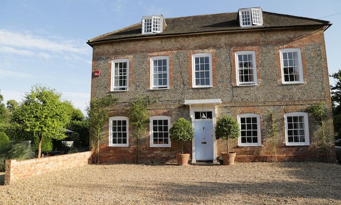 Waterlooville House | A beautiful Hampshire Farm House