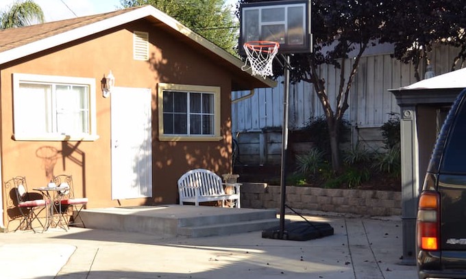 East San Jose House | Private One Bedroom Cozy Cottage