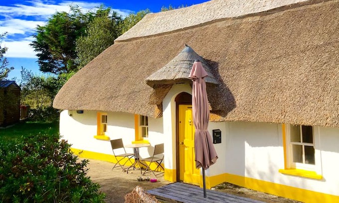 Curracloe Cabin | The Dunes Thatched Cottage --70 steps to the beach
