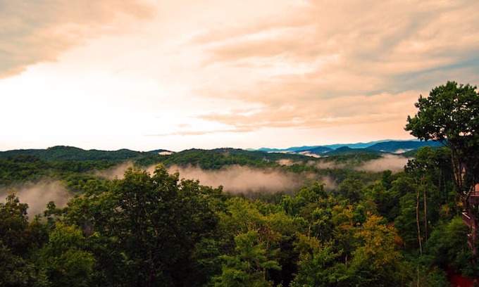 Highlands House | Condo at Old Edwards Club in Highlands, NC