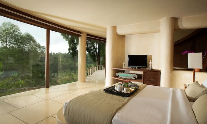 Sayan Villa | Villa Kamaniiya One Bedroom